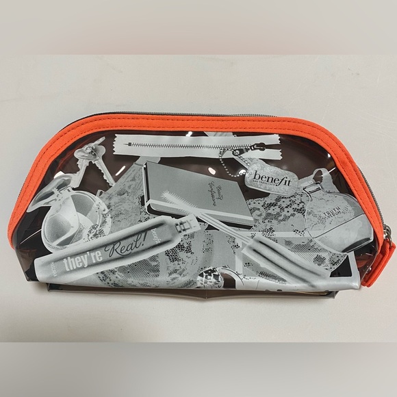 NEW Benefit Cosmetic Bag w/ 7 Benefit Beauty Samples 4” x 8” x 2.5” - Picture 6 of 8